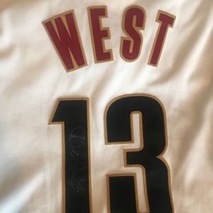 Signed DELONTE WEST PRO B-BALL JERSEY
